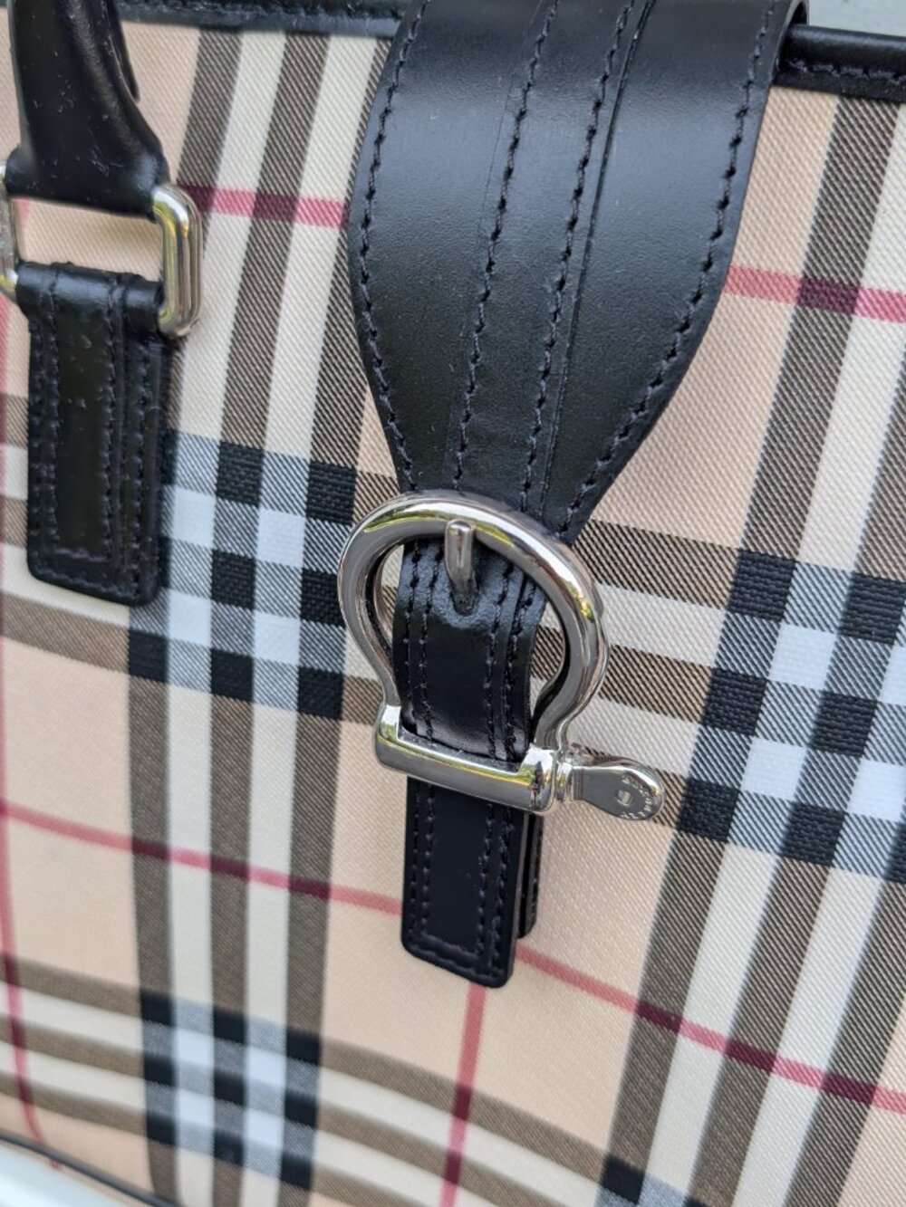 Burberry Nova Check Canvas & Black Leather Buckle Handbag (Established 1856) - Picture 4 of 13